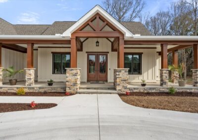 6589 N. Highway 17